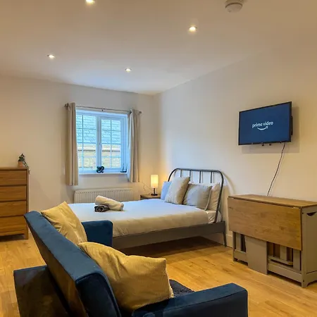 New! Central & Cosy With Smart Tv, Book Your Stay! Maidstone Exterior photo