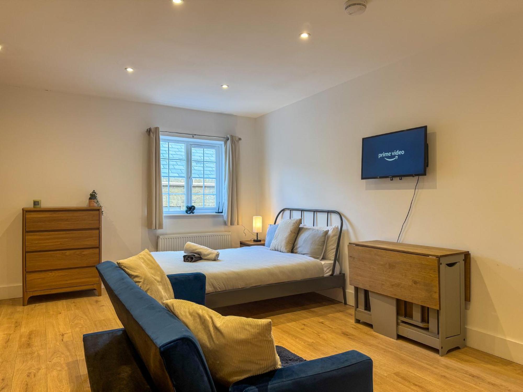 New! & Cosy With Smart Tv, Book Your Stay! * Maidstone